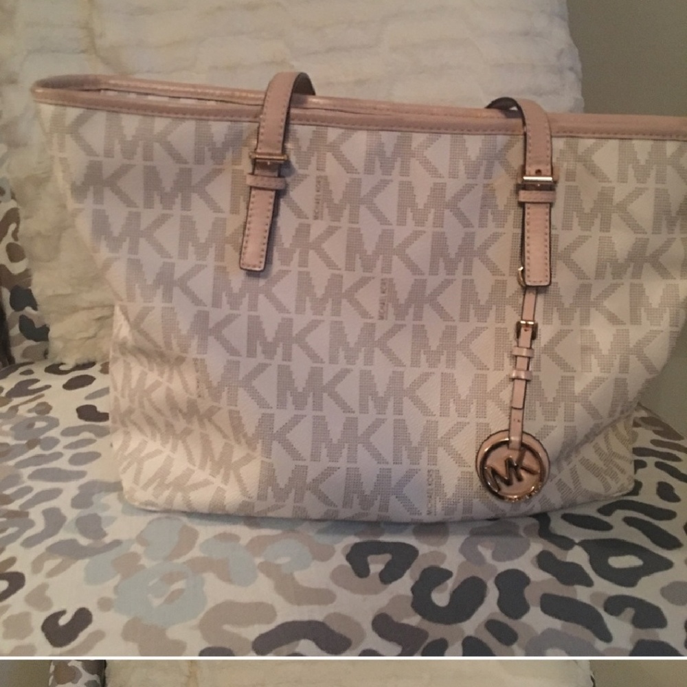 Authentic mk purse